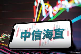 国米官方：劳塔罗左大腿内收肌拉伤，未来几天进一步评估伤情